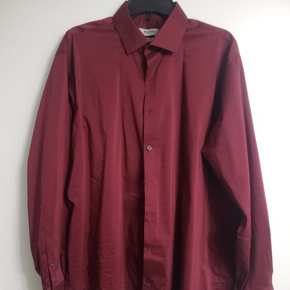 Kenneth cole reaction button down shirt. - Picture 1 of 5